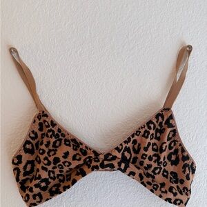 ARQ Magda Bra two colors